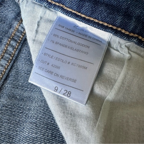 KanCan Missy High Rise Slim Straight Leg Ankle Jeans in Medium Wash, Size 28 - Picture 8 of 16